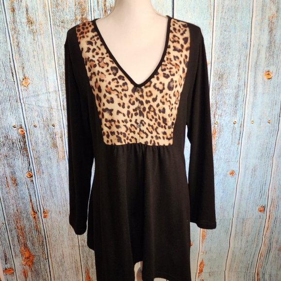 SHEIN Women's Tiger 🐅 Print Tunic - Picture 5 of 11
